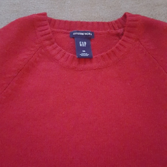 XS GAP 3/4 Crew Neck Red Sweater - Picture 2 of 3